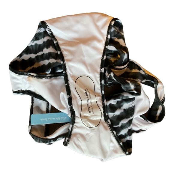 Bandeau cutout striped bikini set - Picture 3 of 5